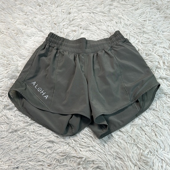 lululemon athletica Pants - Lululemon Hotty Hot Short II *Long 4" Grey Sage ALOHA